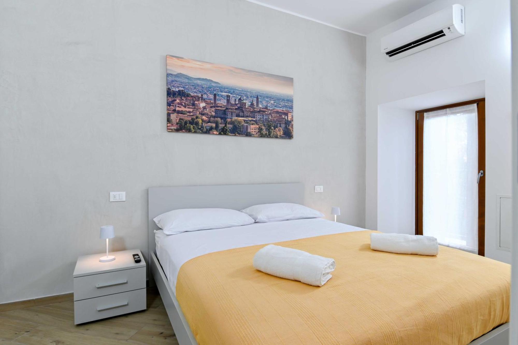 La Corte Di Scanzo - Luxury And Charm Scanzorosciate Exterior photo